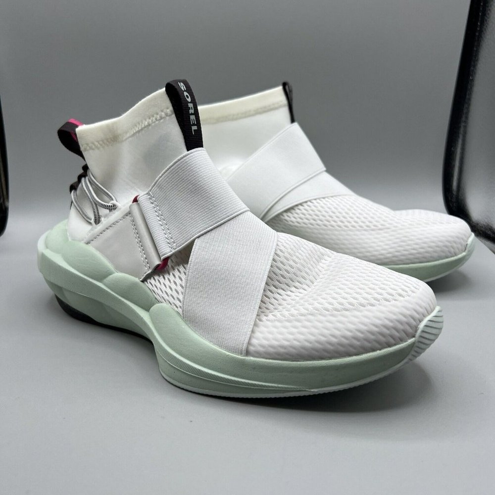 SOREL Explore Defy Midi Sneakers SEA SALT Womens 9 NWOT